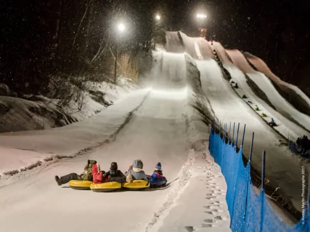 Glissade sur tube